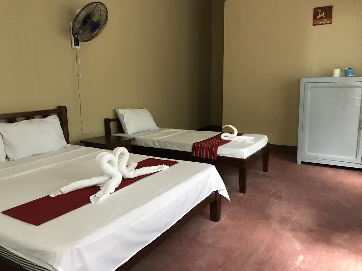Adventure Camp Beach Resort Sablayan Luaran gambar